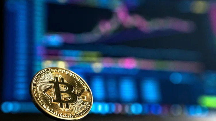 Bitcoin Social Sentiment Hits Yearly Low as Price Faces Correction, Signals Potential Recovery Above $100,000