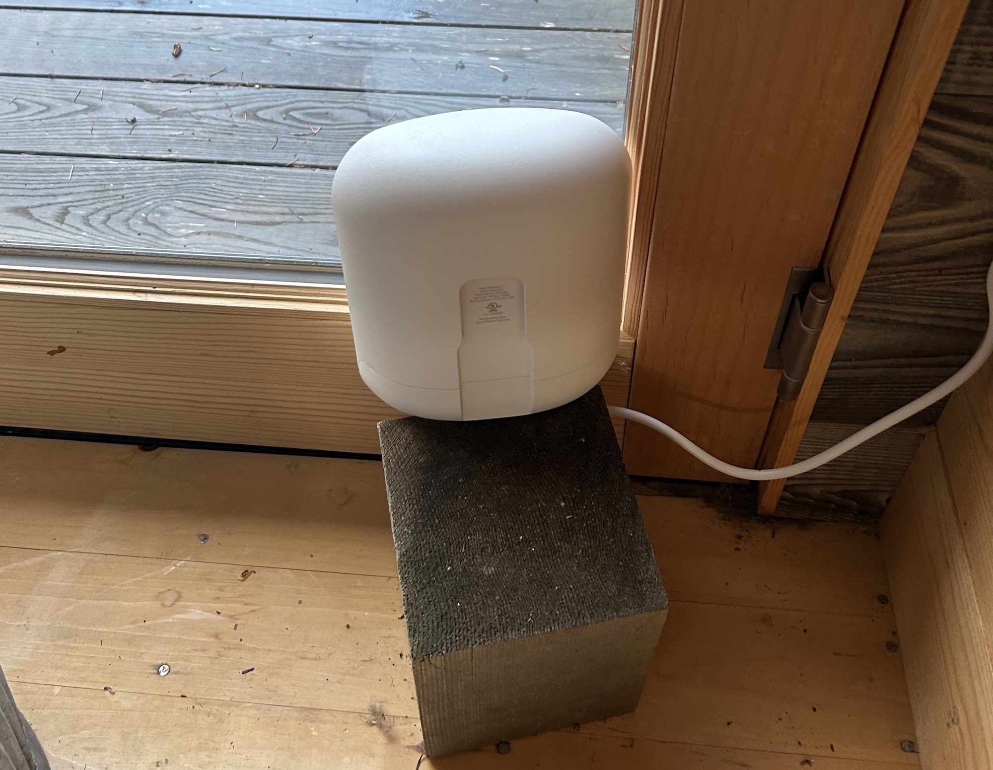 Eero’s Outdoor 7 long-distance mesh unit solved our yearslong Wi-Fi quandary in 10 minutes