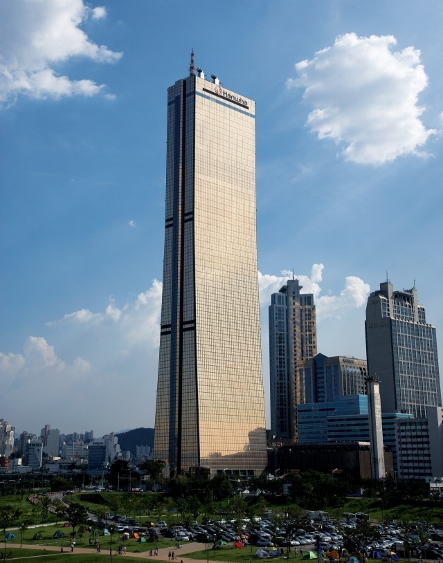 Hanwha Life headquarters in Yeouido, Seoul (Hanwha Life)